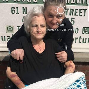 Meet your Posher, Sandy